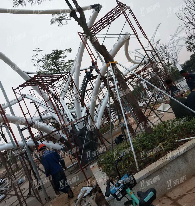 东莞市东江西岸异型钢结构项目