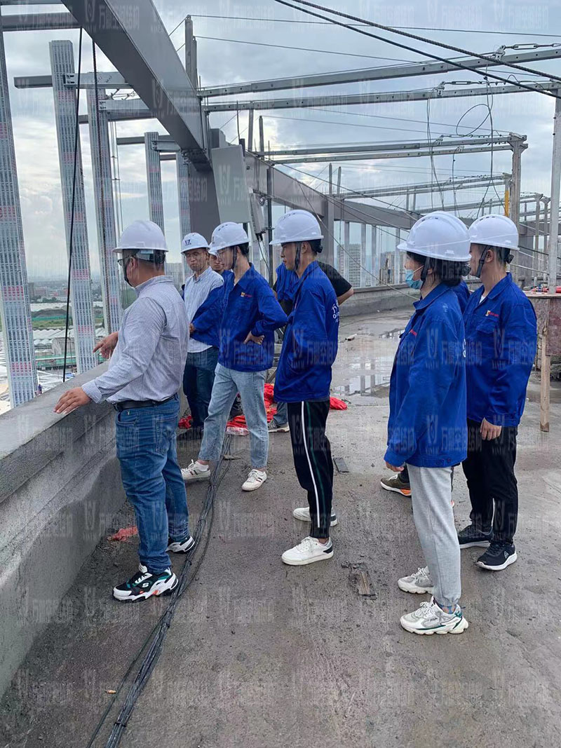 万豪空间结构员工到杭州亚运会棒（垒）球体育文化中心膜结构项目学习交流