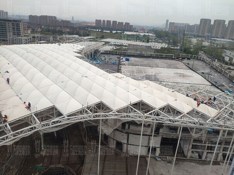 杭州亚运会棒（垒）球体育文化中心膜结构项目膜结构安装中