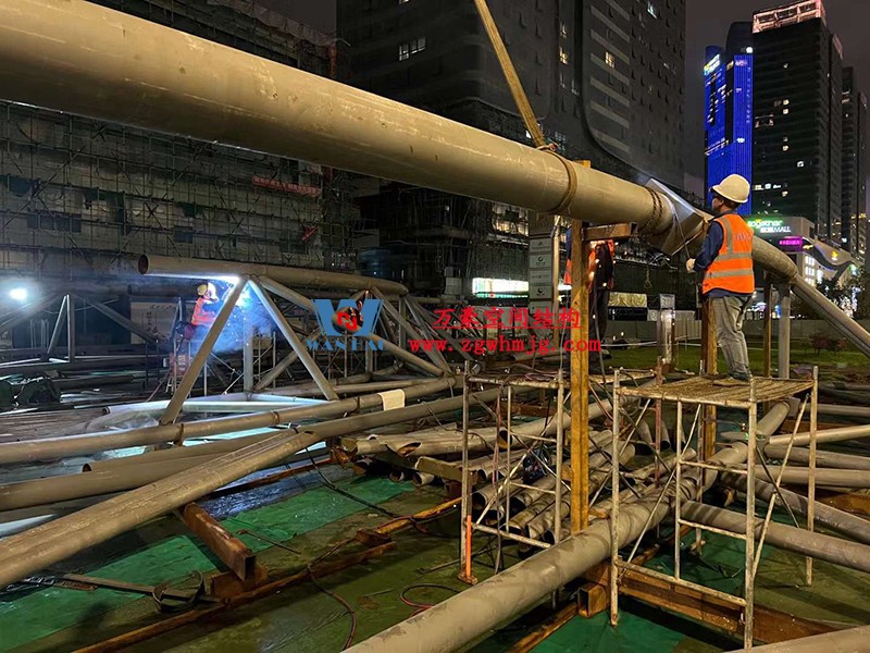 明宇广场6号地块商业（万达广场）改造项目钢膜结构ETFE盖顶天幕工程开始施工