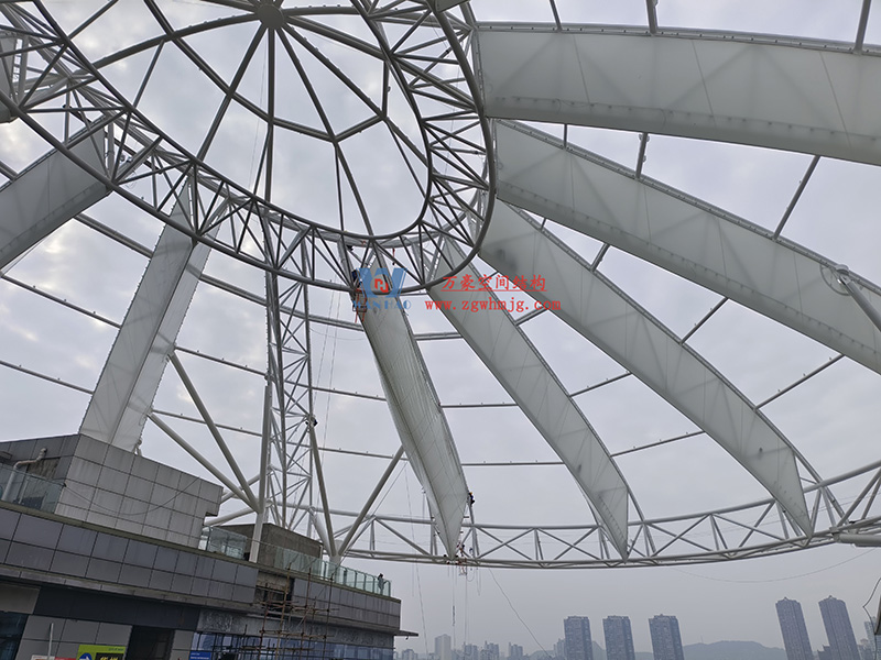 明宇广场6号地块商业（万达广场）改造项目钢膜结构ETFE盖顶天幕工程