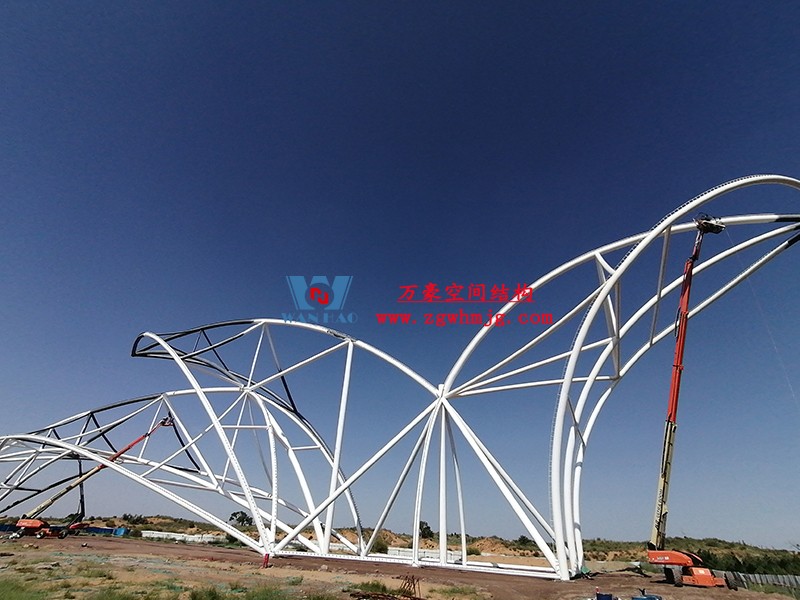 陕西定边马莲滩沙漠公园钢膜结构工程