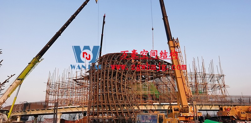 威海经贸交流中心异型钢结构项目