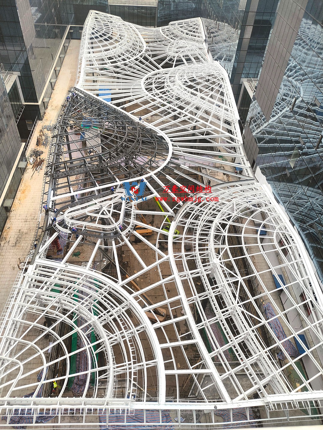 万豪—杭州博多森谷ETFE气枕连廊天幕项目迎来新进展