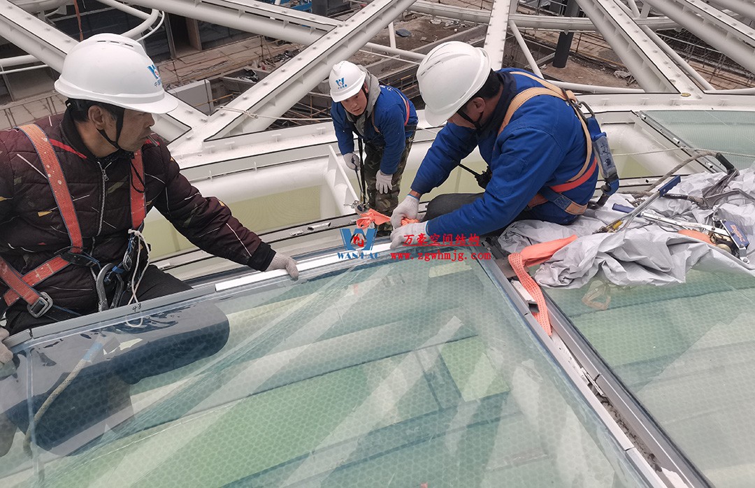 高效协作|勇于担当—杭州博多森谷ETFE气枕连廊天幕项目最新施工进展