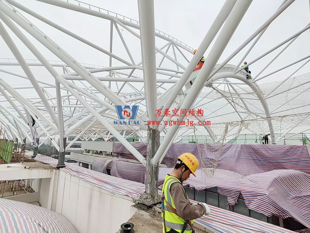 海南医学院第一附属医院江东新院区钢结构工程