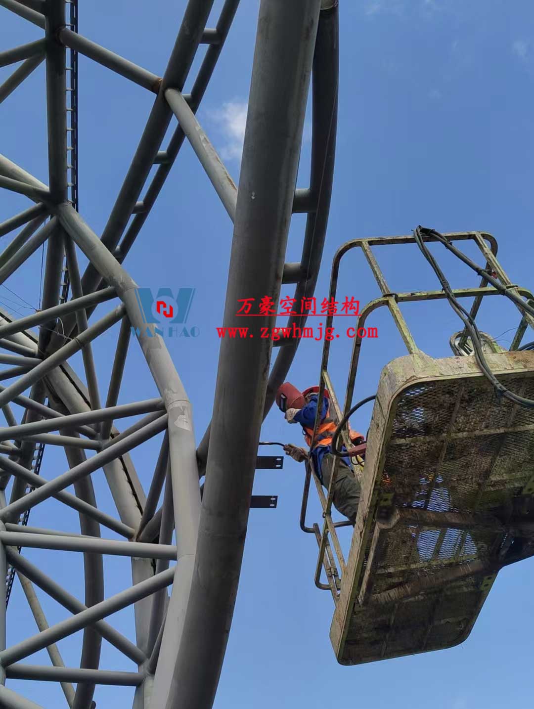 瑞丽国际文体中心建设项目体育场屋面膜结构工程