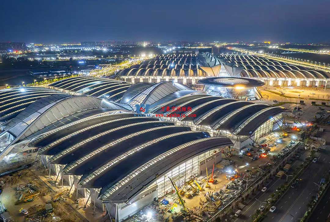 郑州中原高铁港数字展贸城ETFE膜结构 PTFE膜结构工程