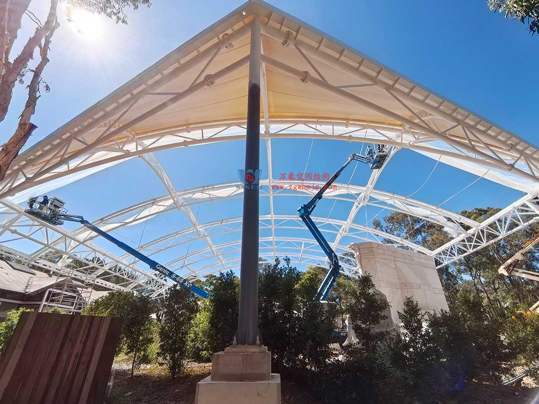跨越山海的建筑新章!澳大利亚喷泉广场天幕张拉正酣,双膜科技赋能庄园建筑 跨越山海的建筑新章!澳大利亚喷泉广场天幕张拉正酣,双膜科技赋能庄园建筑