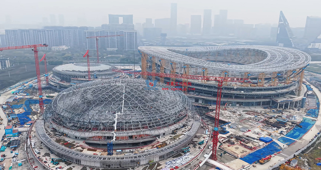 重大节点!余杭国际体育中心(专业足球场)膜结构天沟首吊圆满成功 重大节点!余杭国际体育中心(专业足球场)膜结构天沟首吊圆满成功