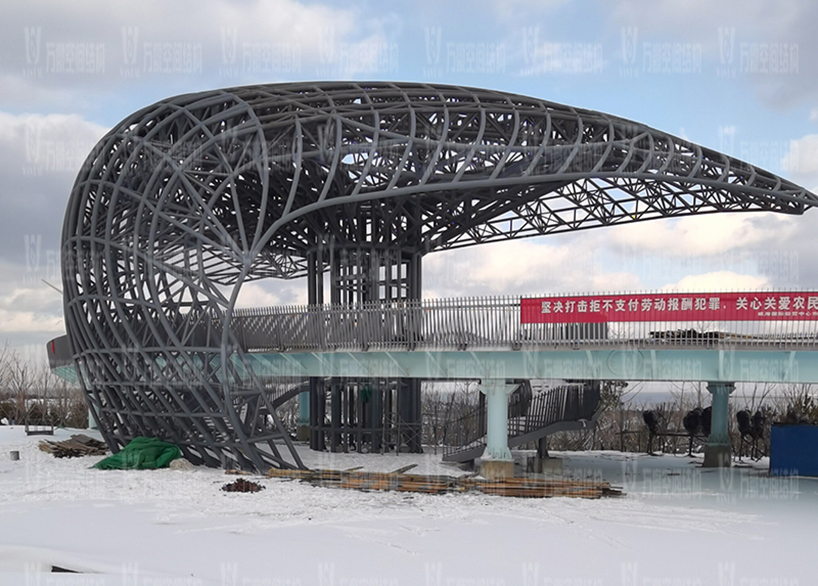 威海经贸交流中心异型钢结构项目