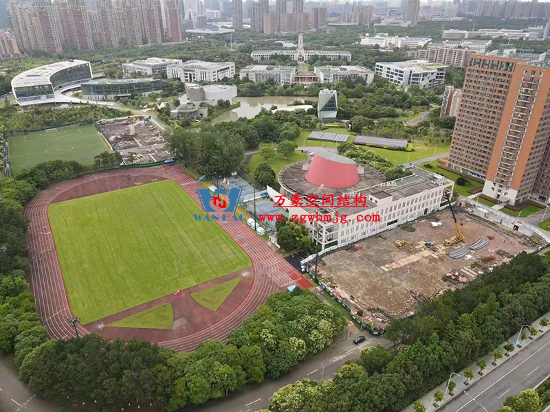 宁波诺丁汉大学室外运动场地改扩建项目膜结构工程预埋件施工完成