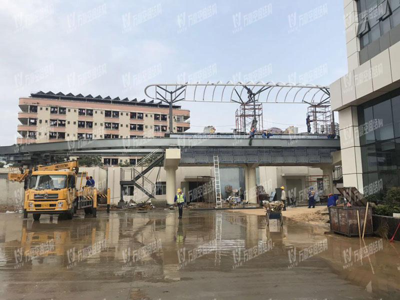 深圳公交站雨棚膜结构